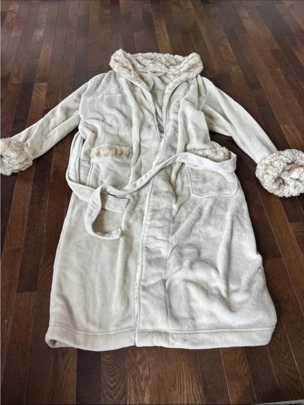 Pottery Barn Cozy Hooded Plush Robe Coat with Faux Fur Trim